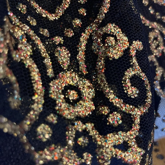 ZUNIE size 6 navy velvet (top part only) dress in excellent preowned condition - Picture 13 of 13